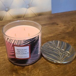 Bath & Body Works 3 wick candle Waikiki Beach Coconut